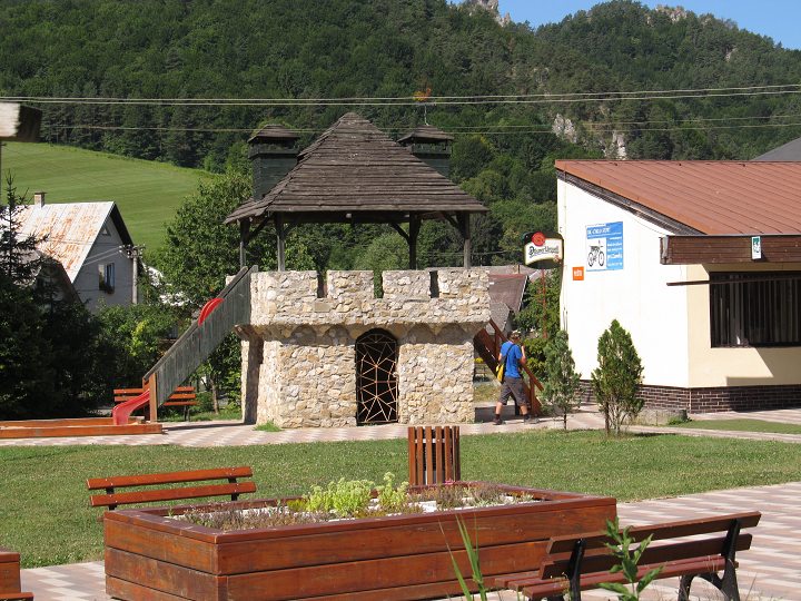 img00037.jpg