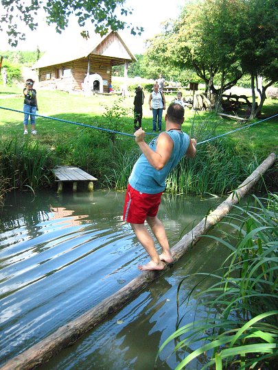 img00032.jpg